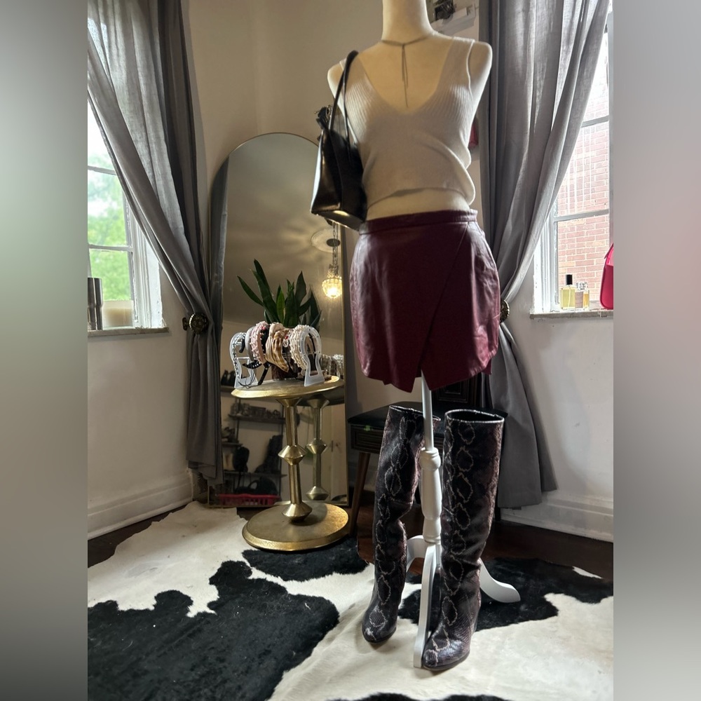Vintage maroon leather mini